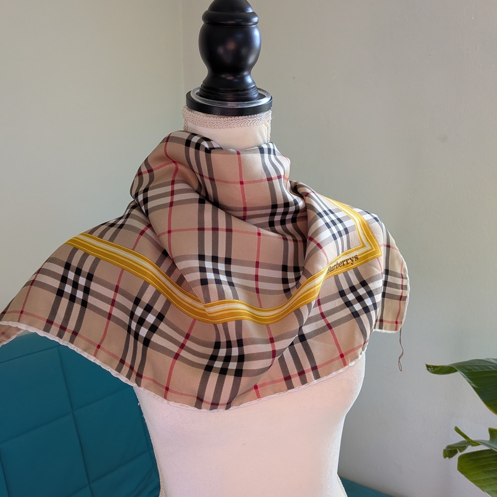 Burberry’s Vintage Beige and Yellow Checkered Silk Scarf - Burberry